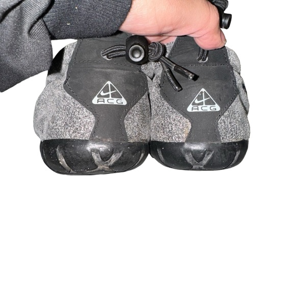 Nike ACG Men's Grey Moc Trainers - Picture 2 of 7